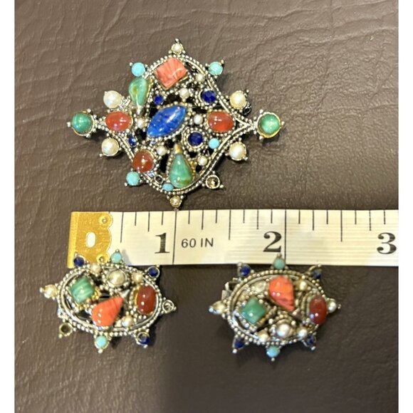 Vintage Hollycraft Multi Color Rhinestone Faux Pearl Brooch And Clip Earrings - Picture 11 of 12